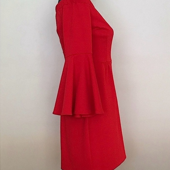 Trina Turk Red Dress. Bell sleeves. Can be worn over or off shoulders. NWOT 6 - Picture 2 of 6